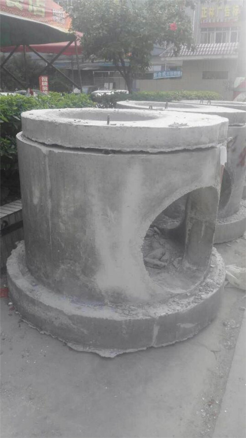 水泥管井